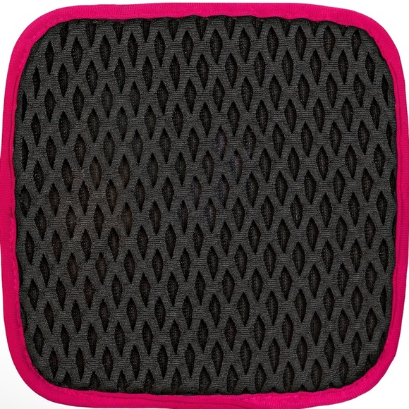 Makeup Mat Brush Cleaner - Picture 2 of 6